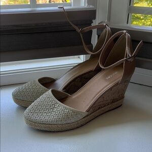 Maurice’s Cream Wedges Size 9.5